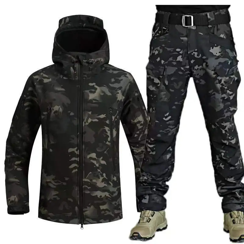 Outdoor Camo Plush Thickened Racing Coat for Autumn/Winter